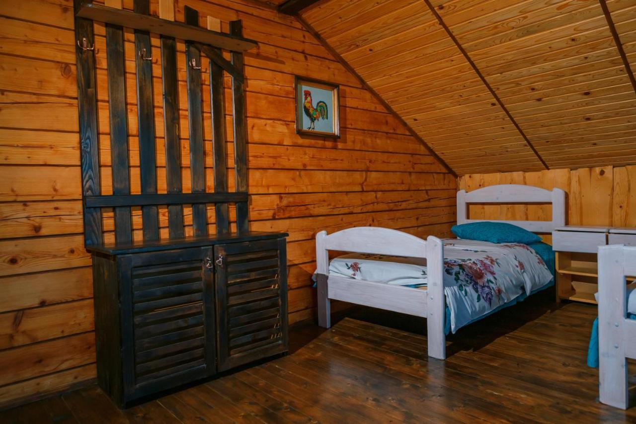 Садиба Дерев*Яна Хата Verkhovyna Exterior photo