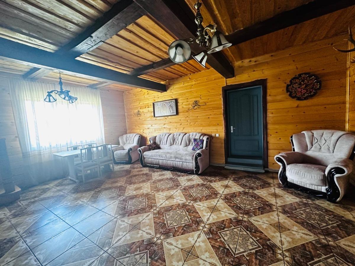 Садиба Дерев*Яна Хата Verkhovyna Exterior photo