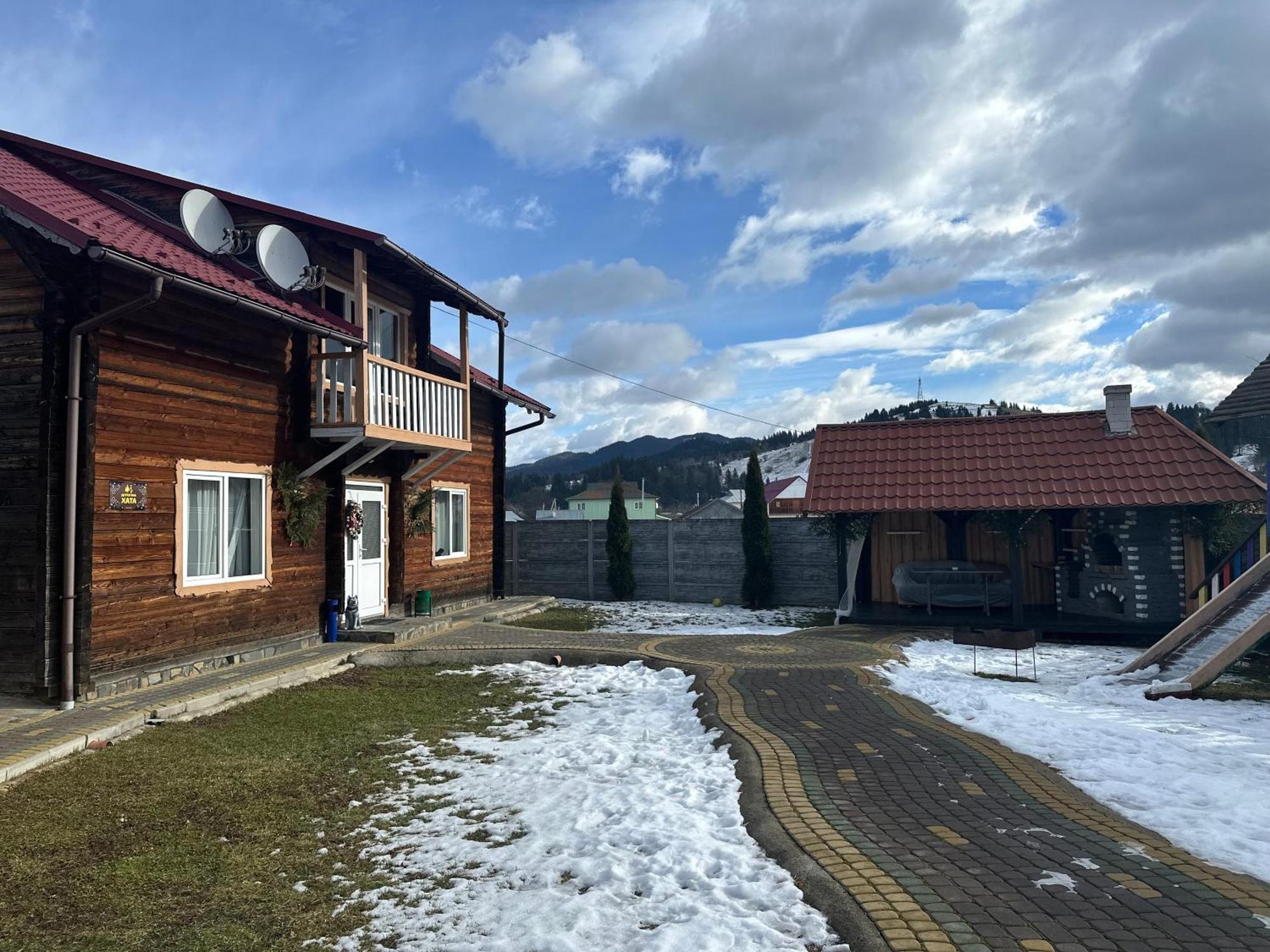 Садиба Дерев*Яна Хата Verkhovyna Exterior photo